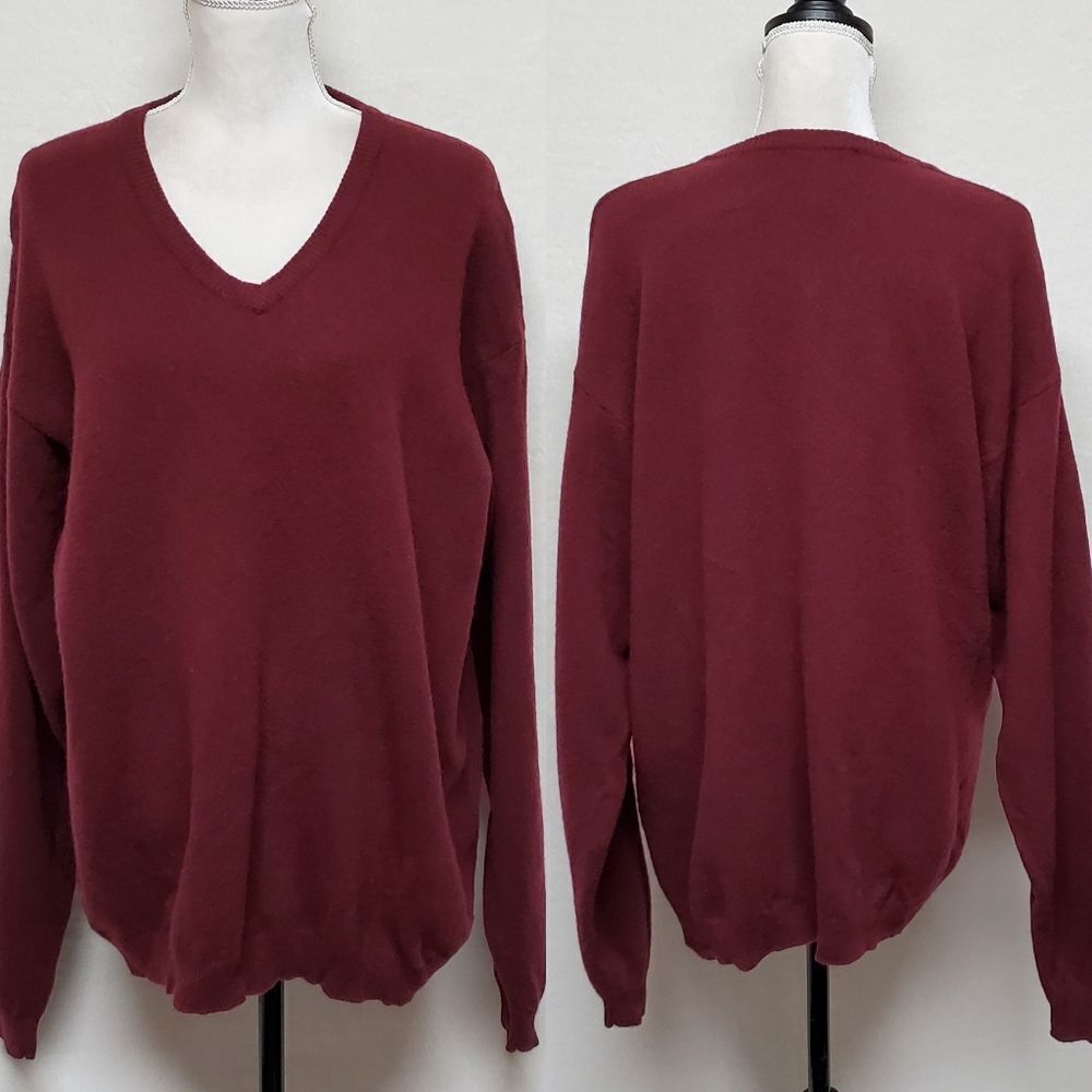 VINTAGE 1980s Eddie Bauer Cranberry Lambswool V-neck Unisex Pull-over Sweater XL